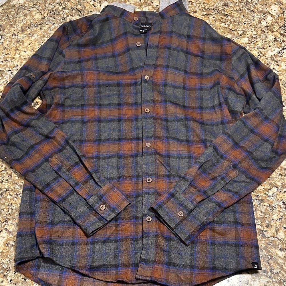 Him & Henry Men's Plaid Casual Button Down Shirt - Blue and Brown size small